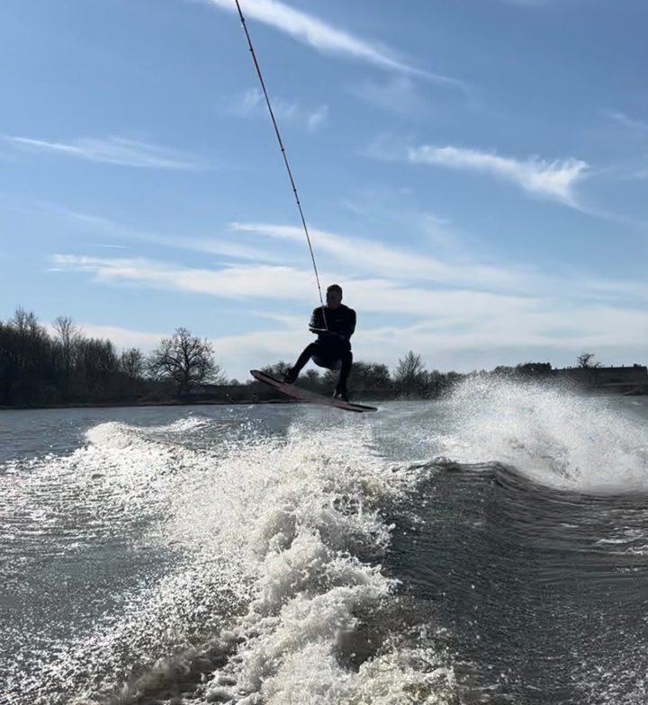 Wakeboard & Water Skiing